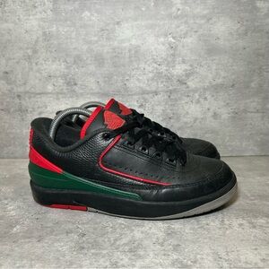 Nike Air Jordan 2 Retro Sneakers FJ6869-006 Womens sz 8.5 - black/red/green